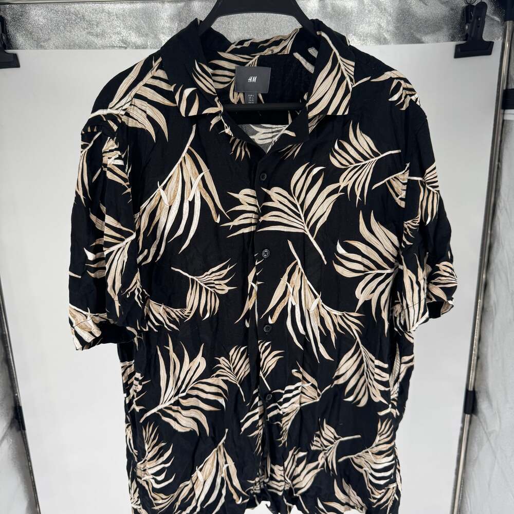 H&M Black & Tan Palm Leaf Button Up Shirt - Size L